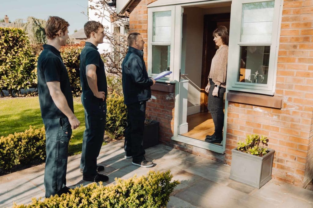 Roy Trevor team arrive at customers door on moving day